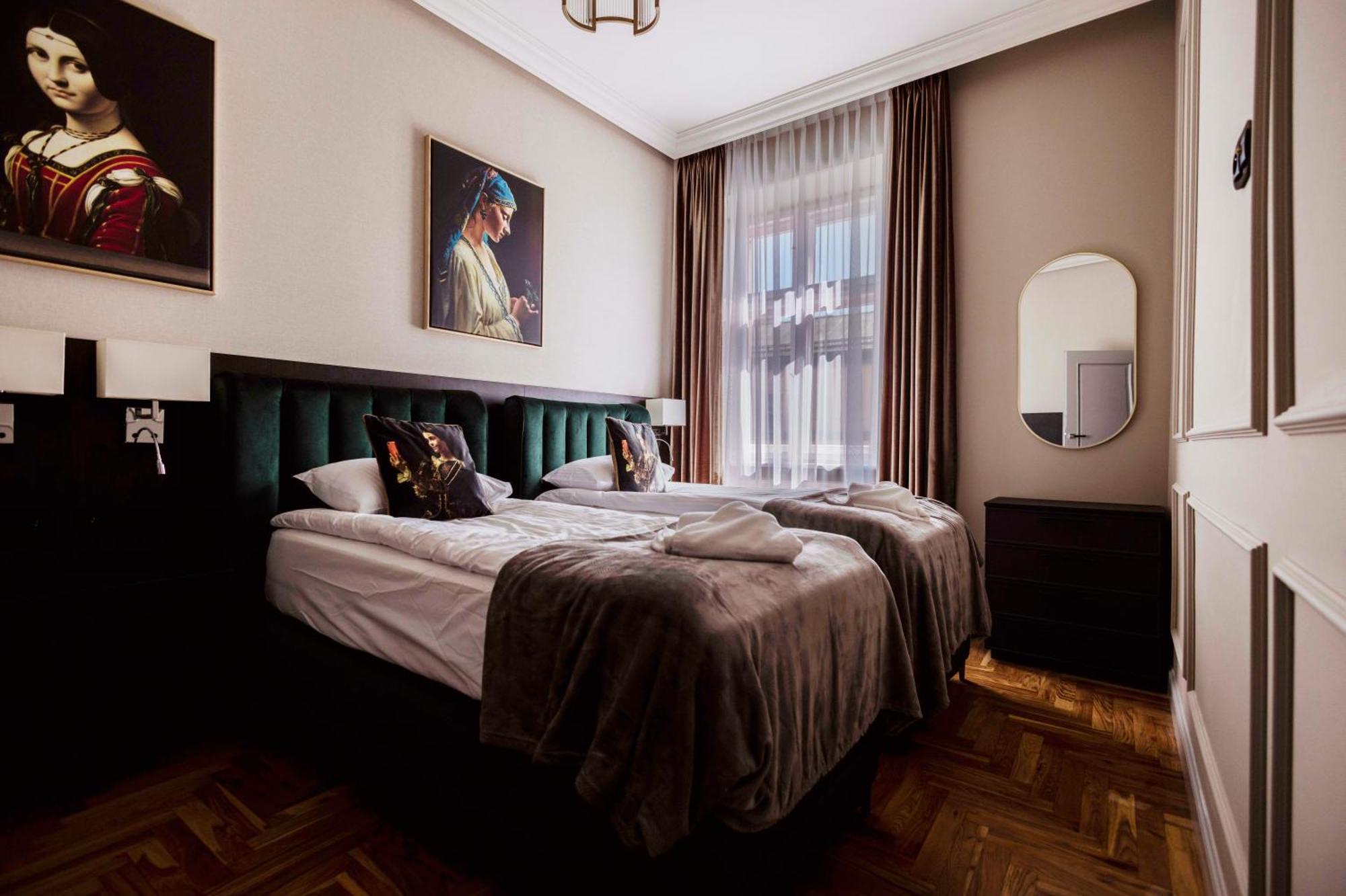 Crown Pearl - Wonderful Apartment, 110Scm, 4 Rooms Krakow Exterior photo
