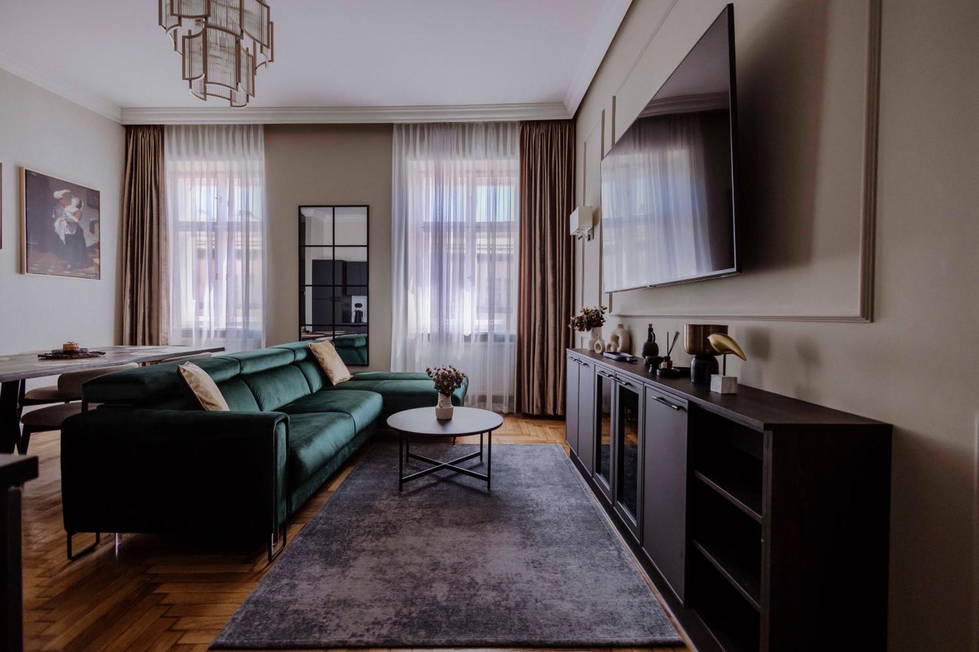 Crown Pearl - Wonderful Apartment, 110Scm, 4 Rooms Krakow Exterior photo